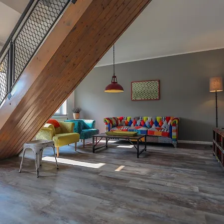 Apartment Royal Loft Jeseniova For Families And Groups Prague